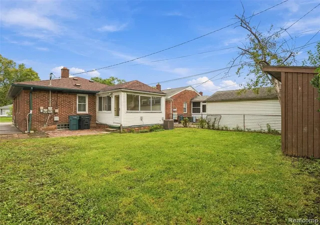 Photo 3 of Single family home for sale at 13031 Oak Park Blvd, Oak Park, MI 48237 | MLS# 61036399 | Listing updated on 2026-10-19