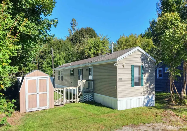 Photo 1 of Single family home for sale at 23374 Elm Ave, Dollar Bay, MI 49922 | MLS# 50222952 | Listing updated on 2026-10-07