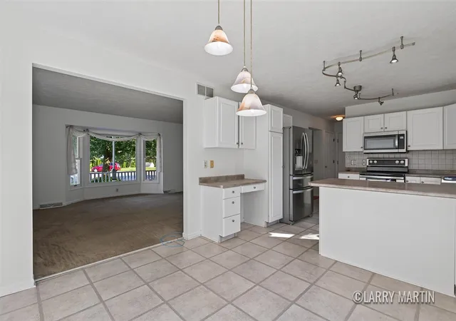 Photo 4 of Single family home for sale at 2940 Eldora Ct, Byron Center, MI 49315 | MLS# 70554787 | Listing updated on 2026-10-08