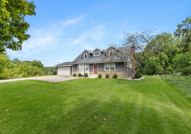 Photo 4 of Single family home for sale at 10022 Alaska Ave, Caledonia, MI 49316 | MLS# 70557475 | Listing updated on 2026-09-14