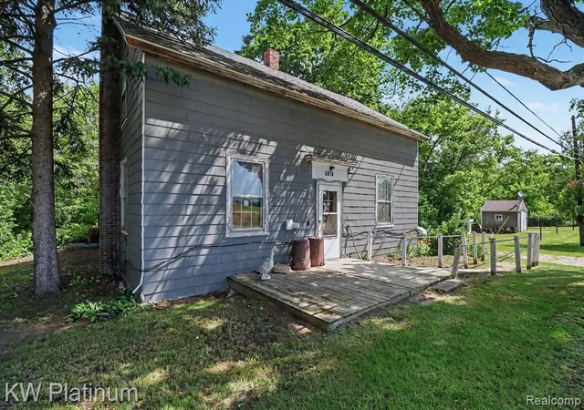 Photo 3 of Sale Pending at 5918 Jeddo Rd, Jeddo, MI 48032 1313 | MLS# 61028128 | Listing updated on 2026-09-12