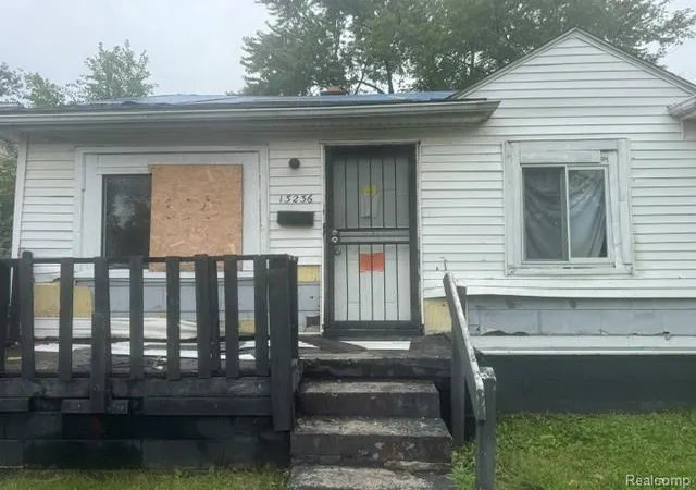 Photo 1 of Single family home for sale at 13236 Tacoma St, Detroit, MI 48205 | MLS# 61029763 | Listing updated on 2026-09-14
