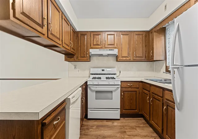 Photo 2 of Condo for sale at 5784 Leisure S Dr, Grand Rapids, MI 49548 | MLS# 70557586 | Listing updated on 2026-09-15