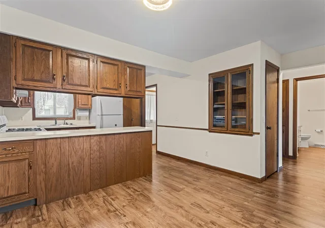 Photo 4 of Condo for sale at 5784 Leisure S Dr, Grand Rapids, MI 49548 | MLS# 70557586 | Listing updated on 2026-09-15