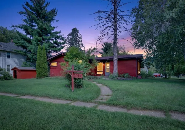 Photo 1 of Single family home for sale at 3024 Haskell St, Kalamazoo, MI 49006 | MLS# 70555302 | Listing updated on 2026-09-10