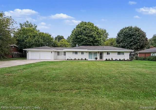 Photo 1 of Single family home for sale at 6588 Snow Apple Dr, Clarkston, MI 48346 | MLS# 61035614 | Listing updated on 2026-10-25