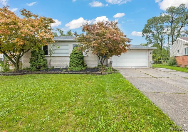 Photo 1 of Single family home for sale at 34600 Michelle Dr, Romulus, MI 48174 3434 | MLS# 61012993 | Listing updated on 2026-09-17