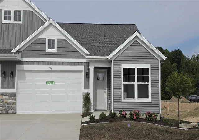 Photo 2 of Condo for sale at 97 Sw Fireside Dr #13, Grand Rapids, MI 49534 | MLS# 70544451 | Listing updated on 2026-09-16
