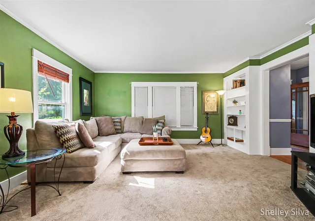Photo 4 of Single family home for sale at 2217 Boston St, Grand Rapids, MI 49506 | MLS# 70530148 | Listing updated on 2026-10-30