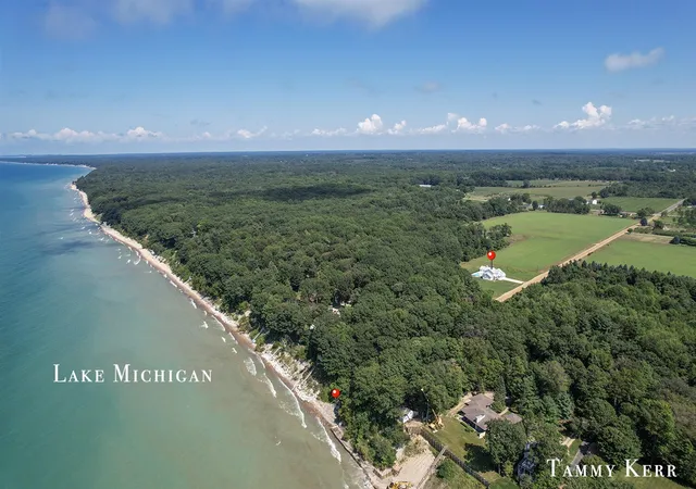 Photo 2 of Single family home for sale at 7067 118th Avenue, Fennville, MI 49408 | MLS# 70540365 | Listing updated on 2026-09-11