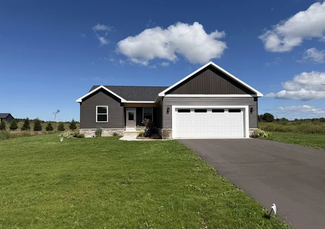 Photo 1 of Single family home for sale at 1144 Magnolia Dr, Traverse City, MI 49696 | MLS# 80071397 | Listing updated on 2026-09-12