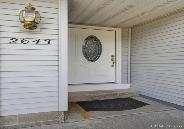 Photo 3 of Single family home for sale at 2643 Montgomery St, Marquette, MI 49855 | MLS# 50221060 | Listing updated on 2026-09-18