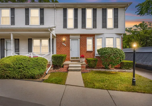 Photo 1 of Condo for sale at 21691 Hidden Rivers Dr #50, Southfield, MI 48075 | MLS# 70557272 | Listing updated on 2026-09-11