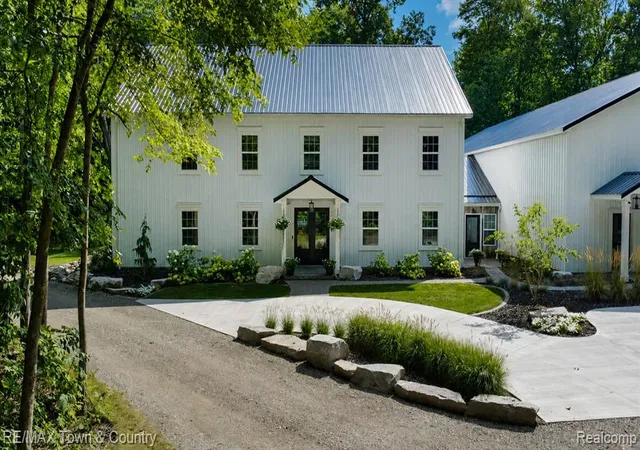 Photo 2 of Single family home for sale at 5709 N Herd Rd, Ortonville, MI 48462 | MLS# 61028216 | Listing updated on 2026-09-28