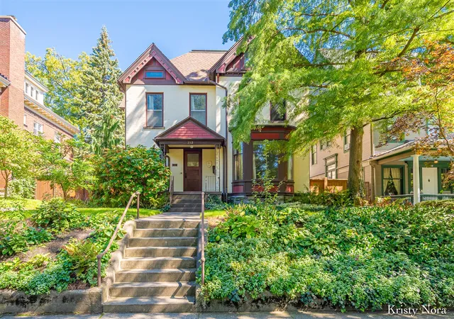 Photo 1 of Multi family home for sale at 252 Madison Ave, Grand Rapids, MI 49503 | MLS# 70559202 | Listing updated on 2026-10-15