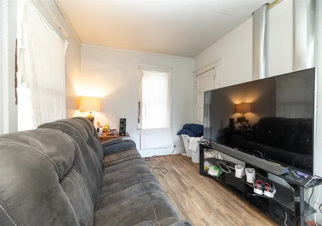 Photo 2 of Sale Pending at 62 Fairview Ave, Battle Creek, MI 49017 | MLS# 70555706 | Listing updated on 2026-09-01