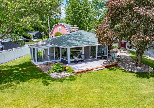 Photo 3 of Single family home for sale at 2282 Parker Dr, Wayland, MI 49348 | MLS# 70541920 | Listing updated on 2026-09-02
