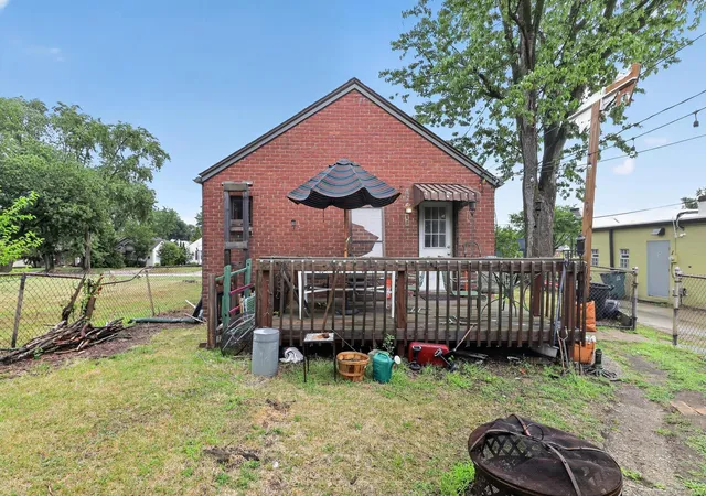 Photo 2 of Single family home for sale at 29 Florence St, Clawson, MI 48017 | MLS# 50220436 | Listing updated on 2026-09-01