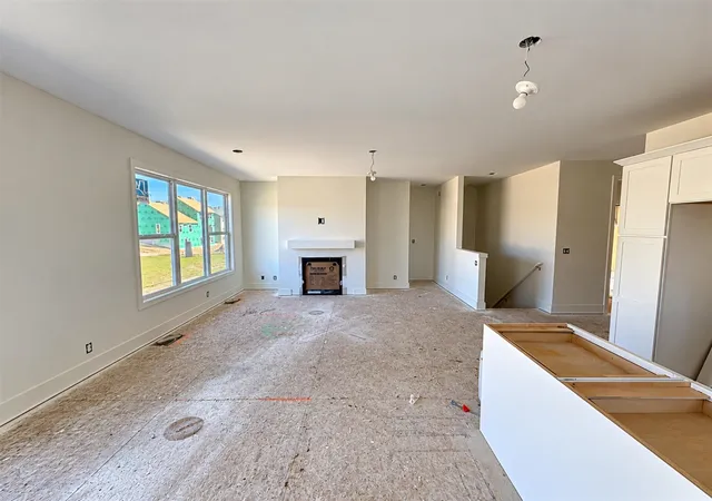 Photo 3 of Single family home for sale at 3081 Arbor Crk Dr, Kentwood, MI 49512 | MLS# 70564049 | Listing updated on 2026-10-17