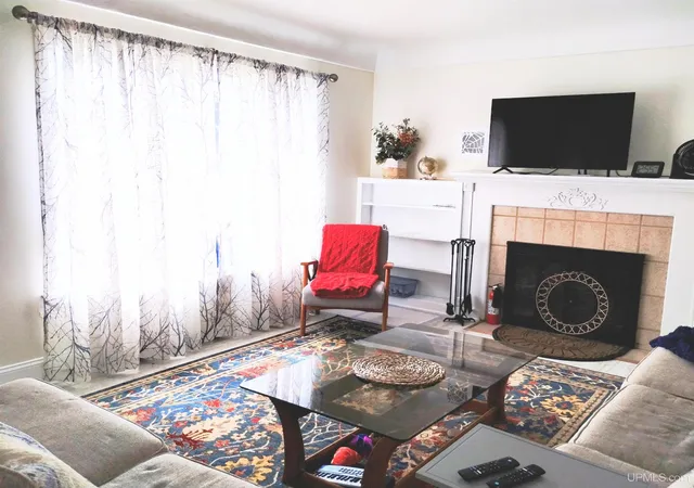 Photo 3 of Single family home for sale at 1218 Dakota Ave, Gladstone, MI 49837 | MLS# 50220791 | Listing updated on 2026-09-03