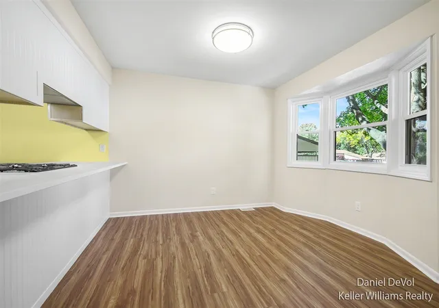 Photo 3 of Condo for sale at 2697 Chatham Woods Dr, Grand Rapids, MI 49546 | MLS# 70563070 | Listing updated on 2026-10-15