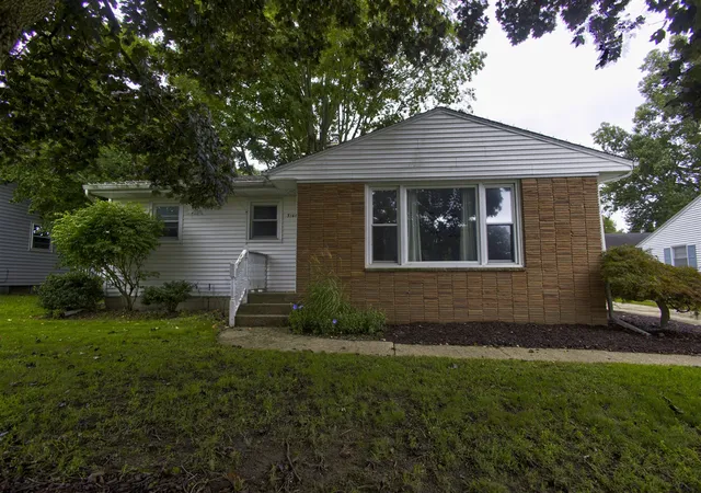 Photo 1 of Single family home for sale at 3146 Tuell St, Grand Rapids, MI 49504 | MLS# 70557818 | Listing updated on 2026-09-10