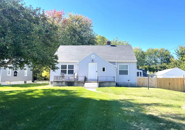 Photo 1 of Single family home for sale at 287 State Park Dr, Bay City, MI 48706 | MLS# 50223100 | Listing updated on 2026-10-16