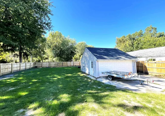 Photo 3 of Single family home for sale at 287 State Park Dr, Bay City, MI 48706 | MLS# 50223100 | Listing updated on 2026-10-16