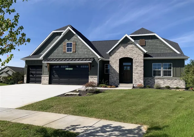 Photo 1 of Single family home for sale at 7814 Woodhurst Dr, Rockford, MI 49341 | MLS# 70531277 | Listing updated on 2026-09-23