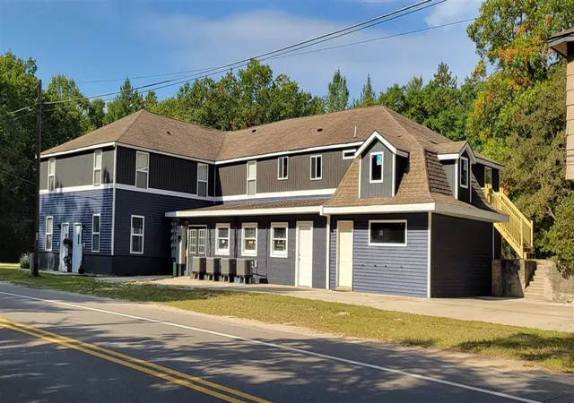 Photo 2 of Multi family home for sale at 9523 N Business 31, Pentwater, MI 49449 | MLS# 70555214 | Listing updated on 2026-09-14
