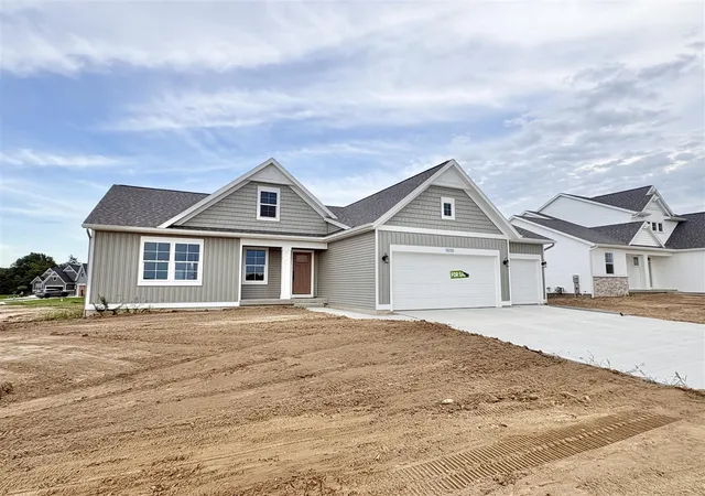 Photo 2 of Single family home for sale at 7070 Kettle Dale Ave, Alto, MI 49302 | MLS# 70522916 | Listing updated on 2026-09-02
