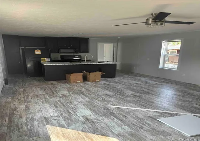 Photo 2 of Manufactured home for sale at 4925 S Hickory St, Beaverton, MI 48612 | MLS# 61029548 | Listing updated on 2026-09-12