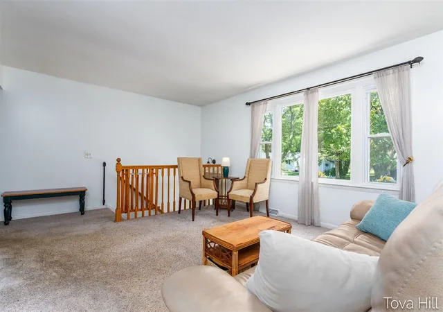 Photo 3 of Sale Pending at 1111 Bretton Dr, Kalamazoo, MI 49006 | MLS# 70543457 | Listing updated on 2026-09-05
