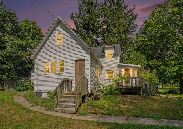 Photo 2 of Single family home for sale at 2379 Dumont Lake Rd, Allegan, MI 49010 | MLS# 70554388 | Listing updated on 2026-09-02