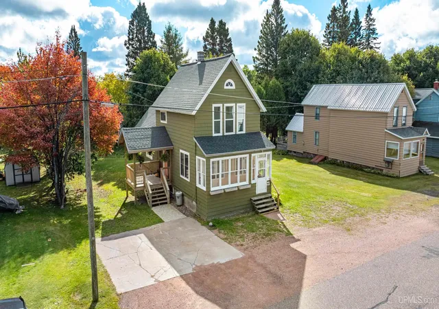 Photo 1 of Single family home for sale at 56966 Rockland St, Calumet, MI 49913 | MLS# 50224144 | Listing updated on 2026-10-08