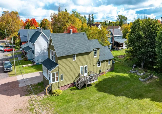 Photo 2 of Single family home for sale at 56966 Rockland St, Calumet, MI 49913 | MLS# 50224144 | Listing updated on 2026-10-08