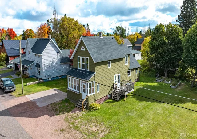 Photo 3 of Single family home for sale at 56966 Rockland St, Calumet, MI 49913 | MLS# 50224144 | Listing updated on 2026-10-08