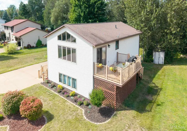 Photo 2 of Single family home for sale at 1080 Suncliffe Dr, Ishpeming, MI 49849 | MLS# 50220684 | Listing updated on 2026-09-24