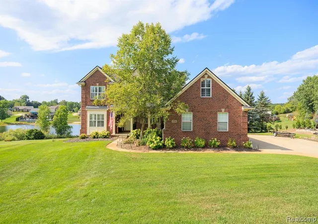Photo 2 of Sale Pending at 4755 S Quarry, White Lake, MI 48383 | MLS# 61023302 | Listing updated on 2026-09-04