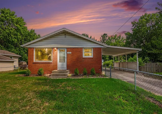 Photo 1 of Single family home for sale at 223 Marcus St, Grand Rapids, MI 49548 | MLS# 70555529 | Listing updated on 2026-09-09
