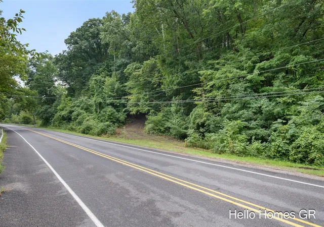 Photo 1 of Land for sale at 8000 Cascade Rd, Ada, MI 49301 | MLS# 70556009 | Listing updated on 2026-09-15