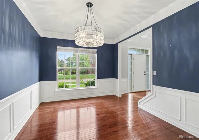 Photo 4 of Single family home for sale at 2418 Premier Ln, Canton, MI 48188 2556 | MLS# 60999088 | Listing updated on 2026-10-23