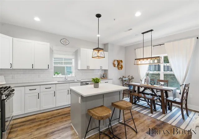 Photo 2 of Condo for sale at 148 Tamarack Ln #2B, Rockford, MI 49341 | MLS# 70525890 | Listing updated on 2026-09-18