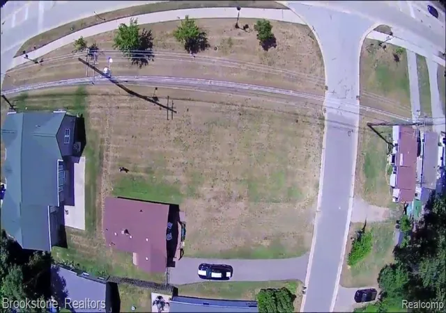 Photo 1 of Land for sale at 000 Moss St, Keego Harbor, MI 48320 | MLS# 61029551 | Listing updated on 2026-09-11