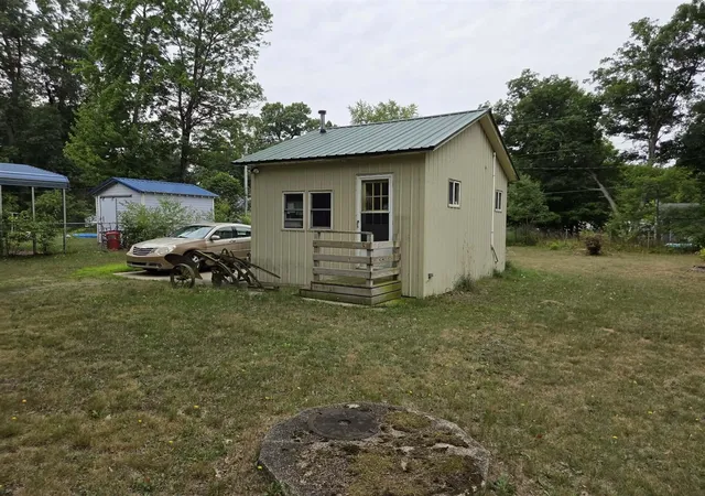 Photo 2 of Sale Pending at 931 S Pierce Rd, White Cloud, MI 49349 | MLS# 70554210 | Listing updated on 2026-09-03