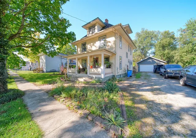 Photo 2 of Single family home for sale at 511 N Summit St, Morenci, MI 49256 | MLS# 70562039 | Listing updated on 2026-10-07