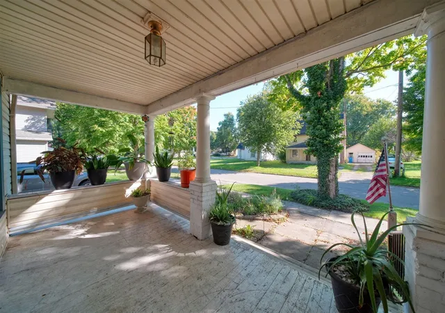 Photo 4 of Single family home for sale at 511 N Summit St, Morenci, MI 49256 | MLS# 70562039 | Listing updated on 2026-10-07