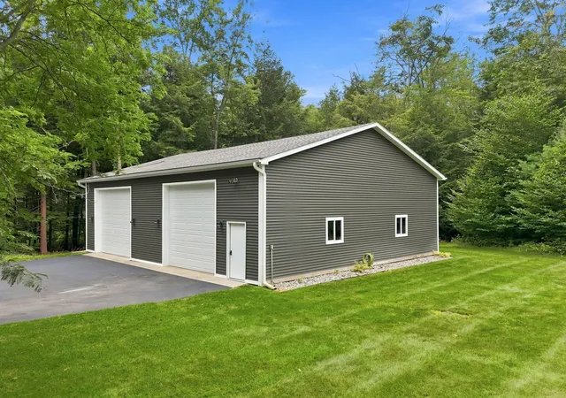 Photo 2 of Mansion for sale at 7255 Russ Noble Dr, Traverse City, MI 49685 | MLS# 80072639 | Listing updated on 2026-09-04
