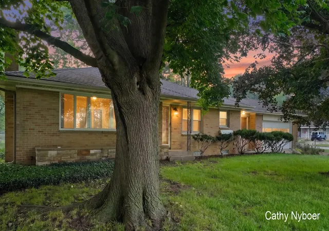 Photo 1 of Single family home for sale at 3860 Ivanrest Ave, Grandville, MI 49418 | MLS# 70556883 | Listing updated on 2026-09-10