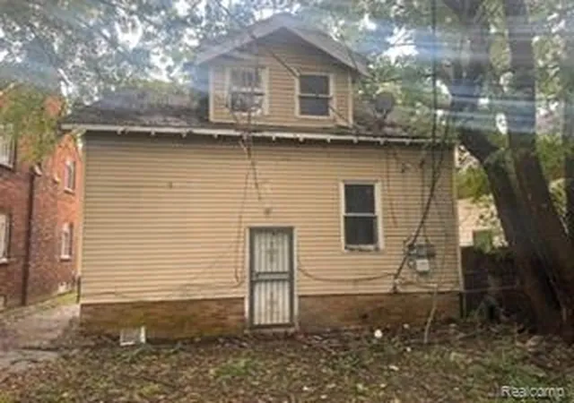 Photo 4 of Single family home for sale at 13639 Saratoga St, Detroit, MI 48205 | MLS# 61029757 | Listing updated on 2026-09-14